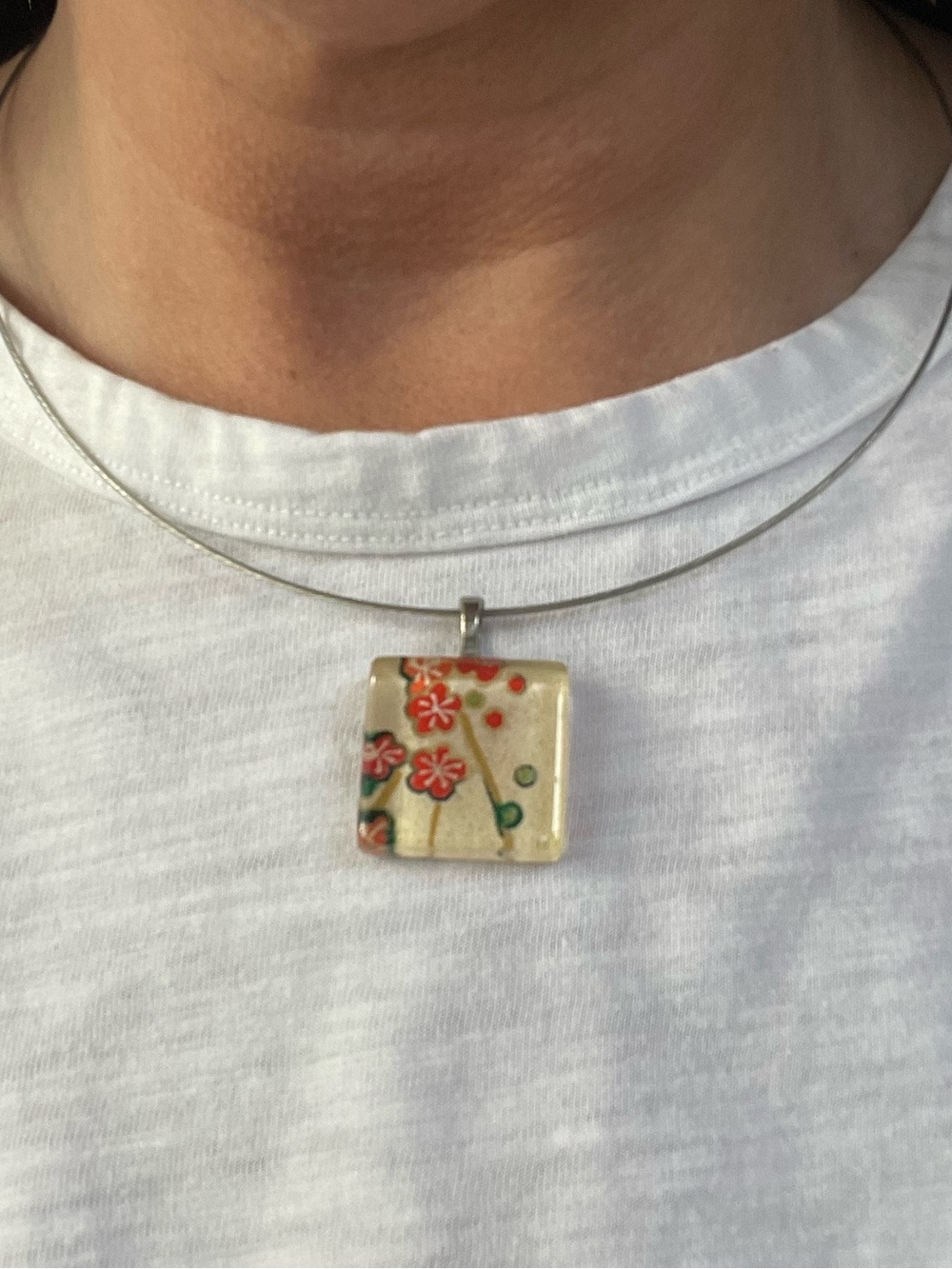 Artisan Fused Glass Floral Pendant Silver Tone Omega Necklace